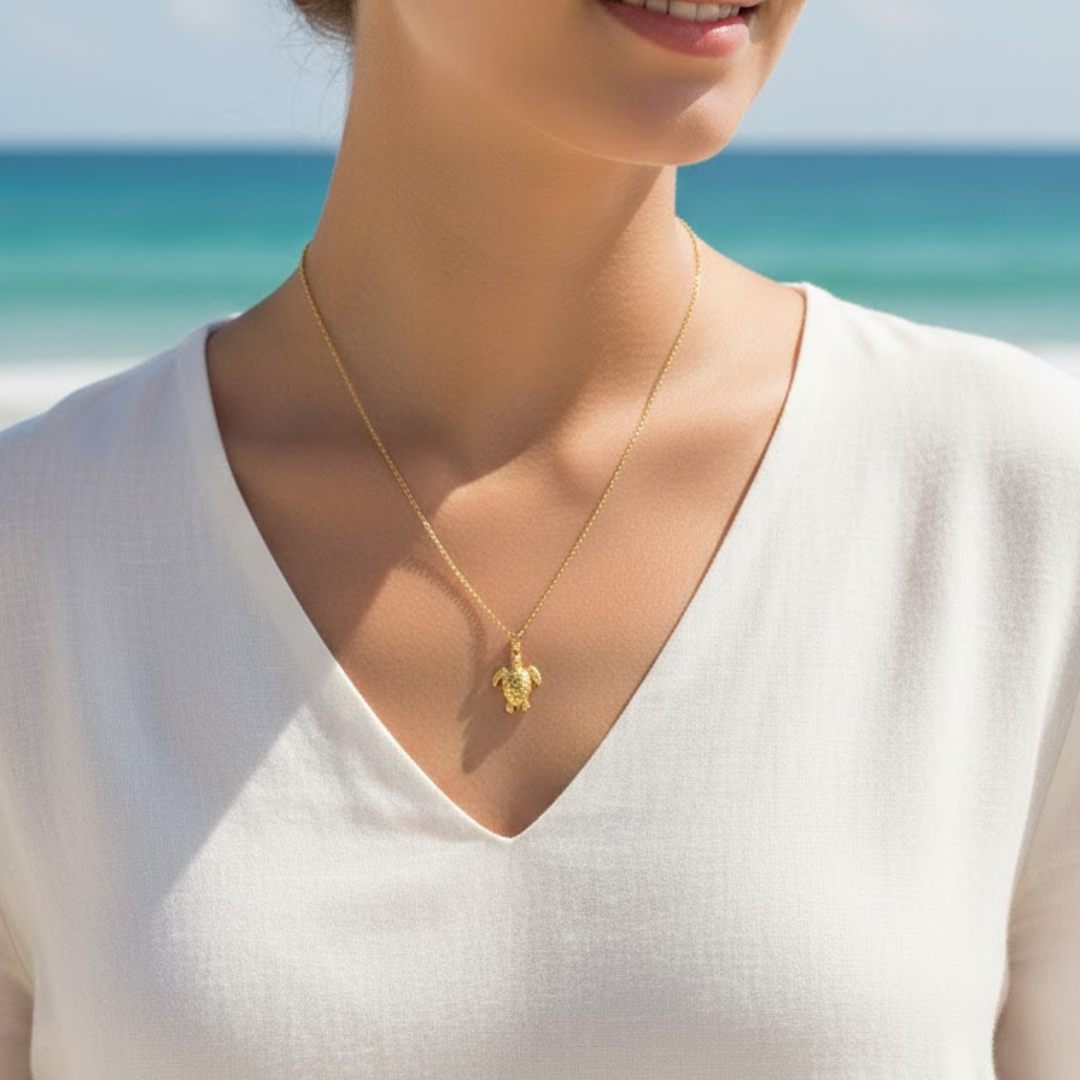 Valrine | Femme Tortue Collier
