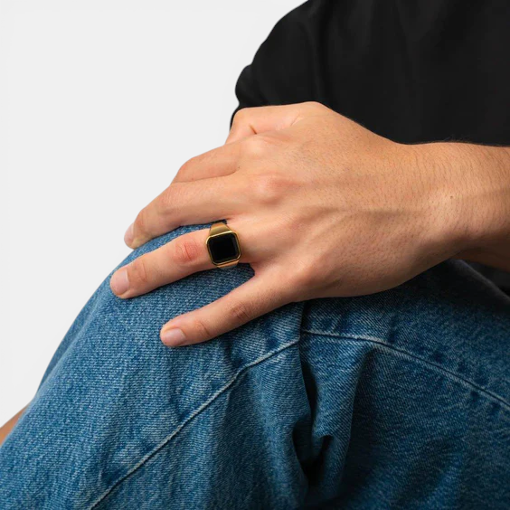Valrine | Bague Masculine à Pierre Noire