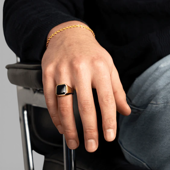 Valrine | Bague Masculine à Pierre Noire